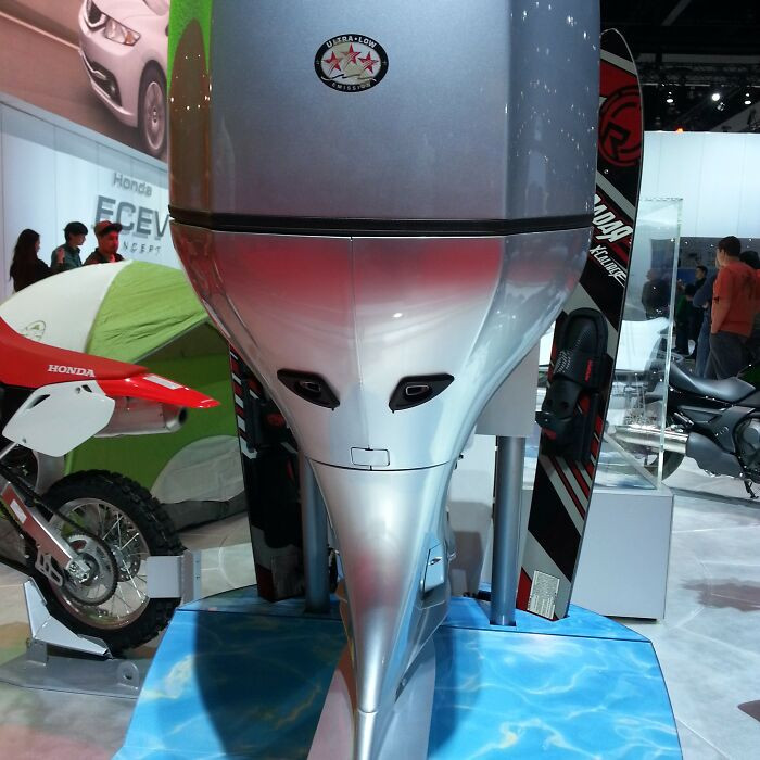27. Honda shows off their alien technology every year at the auto show