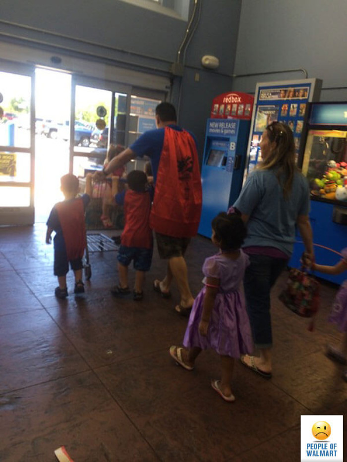 29. And Super-Dad of the day goes to this guy! Nothing is cooler than seeing a dad do what he can to make his kids smile. Heroes come in all different forms.