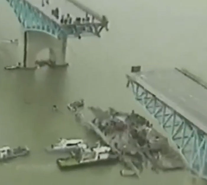"Seongsu Bridge Collapse"