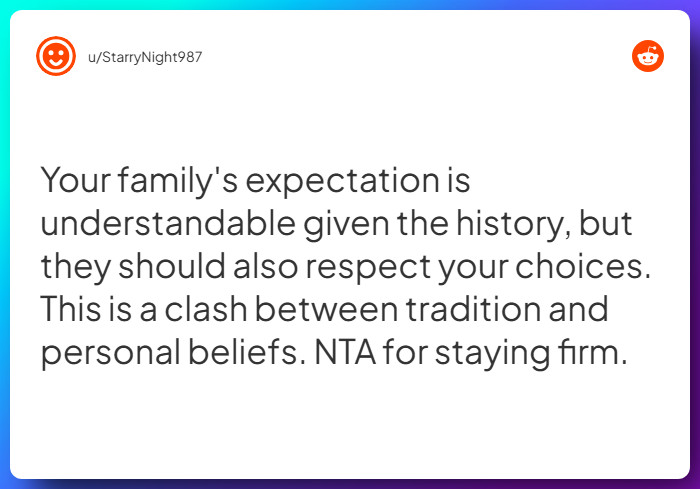 Comment from u/StarryNight987