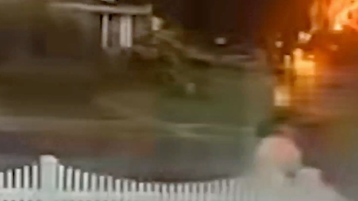 Camera Blinds in Flash as Staten Island Man Survives Lightning Strike and Walks for Help