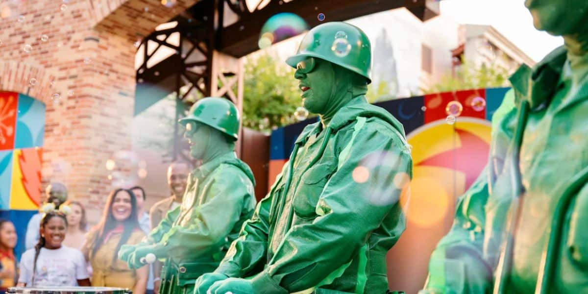 Toy Story Land's Newest Toy Is a Screen, and It Quietly Brings Toy Story 5 Into Disney World