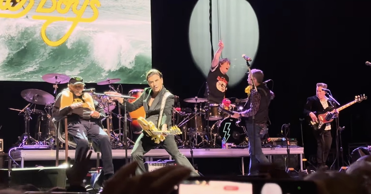 Why Mike Love’s Seated Beach Boys Return in Cincinnati Sparked a Bigger Question About Legacy