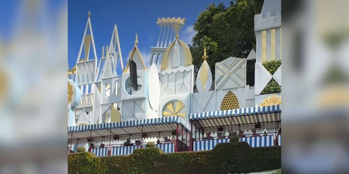 Why a Dropped Phone on Disneyland's "it's a small world" Became a Bigger Story About Guest Behavior