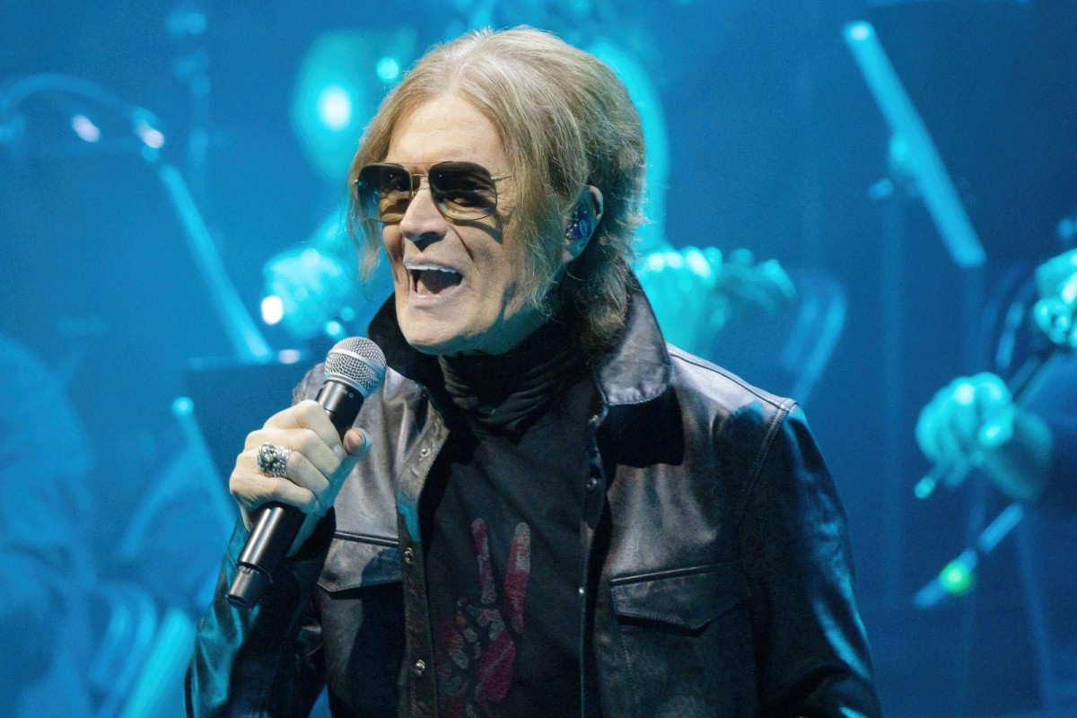 After Saying Retirement Wasn’t on His Mind, Glenn Hughes Is Home Following 10 Hour Heart Surgery