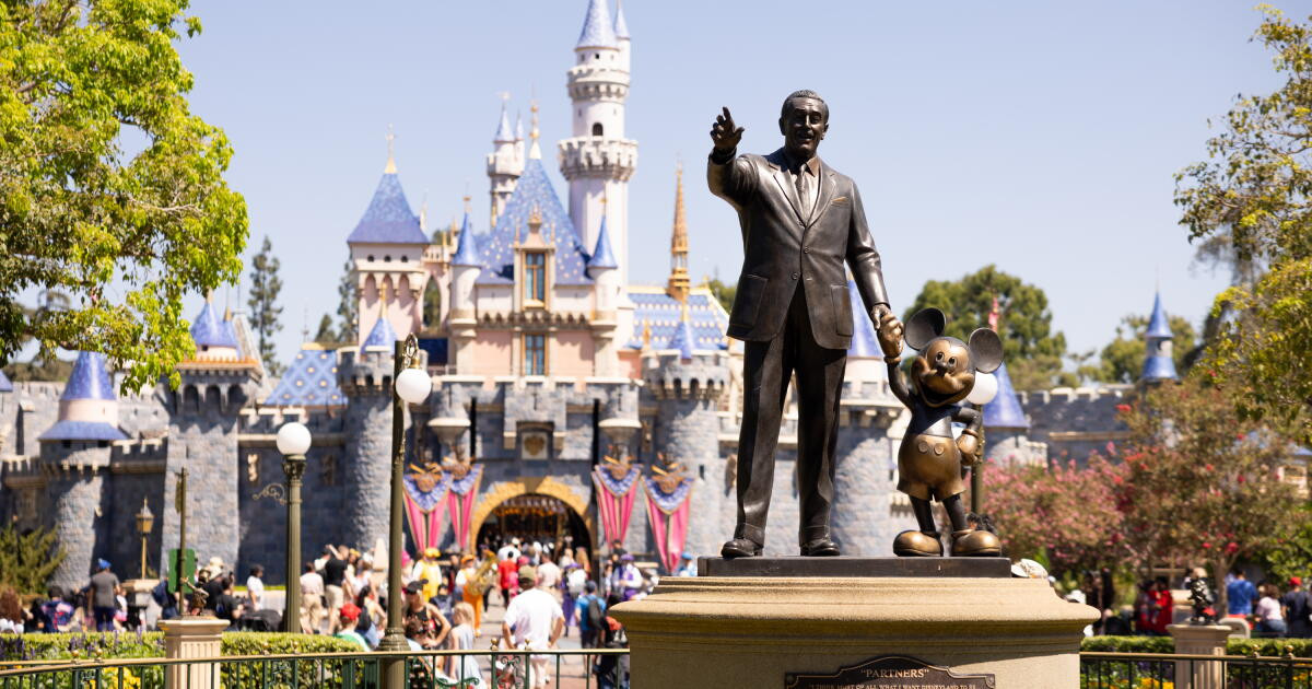 Why Disneyland’s front gate drew a bomb squad response Monday night