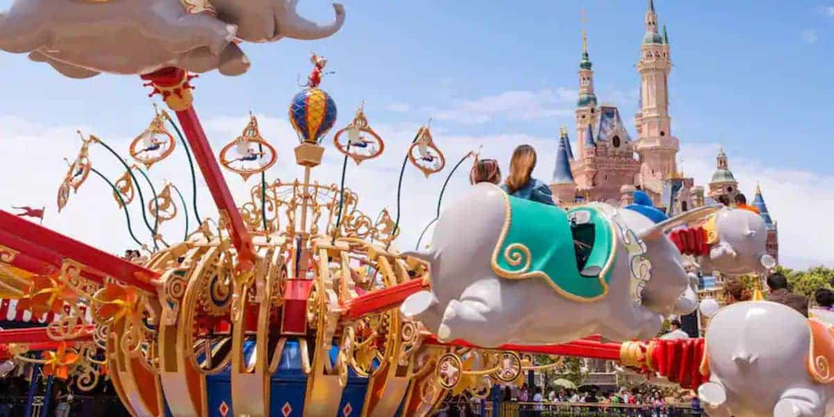 Why a 620-Minute LinaBell Wait Became Shanghai Disneyland's Wildest Halloween Line