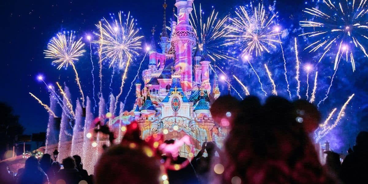 Why Disneyland Paris Suddenly Closed Central Plaza Near Sleeping Beauty Castle