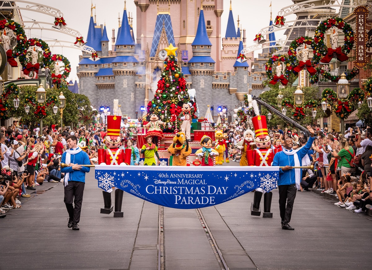 Magic Kingdom Adds 2 Free Mickey’s Christmas Parade Days in 2026, No Party Ticket Needed