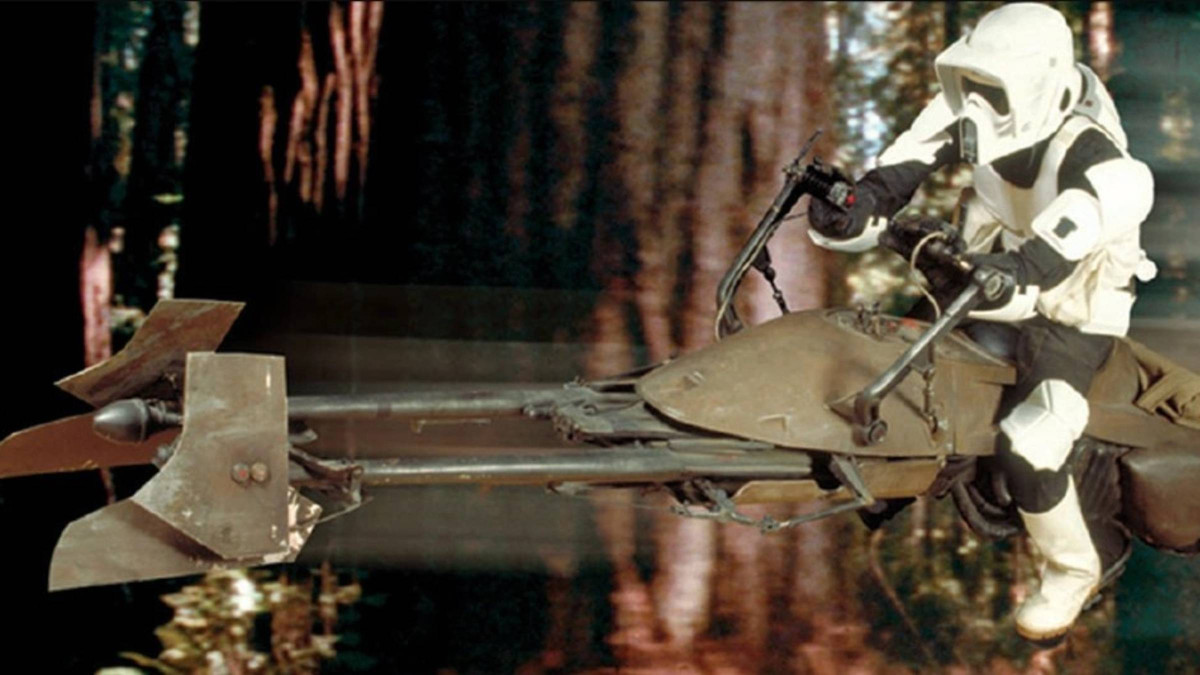 A Nearly Forgotten Return of the Jedi Speeder Bike Toy Is Now Up for Auction