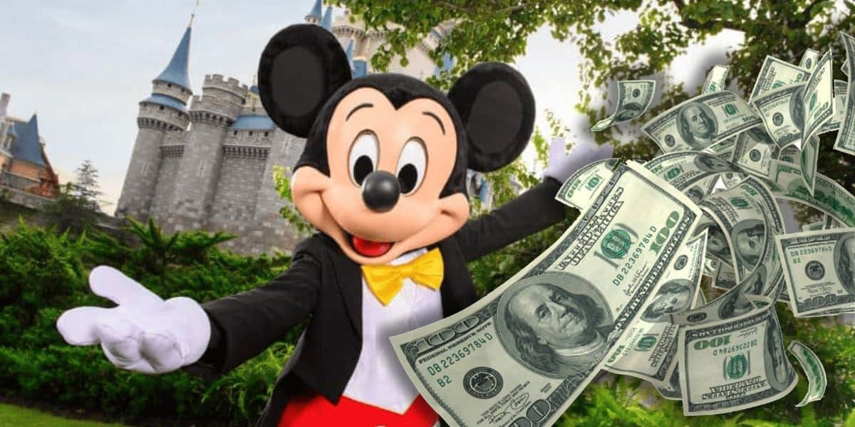 Walt Disney World’s Newest Souvenir Lets You Build Your Own Charm Piece at Disney Springs