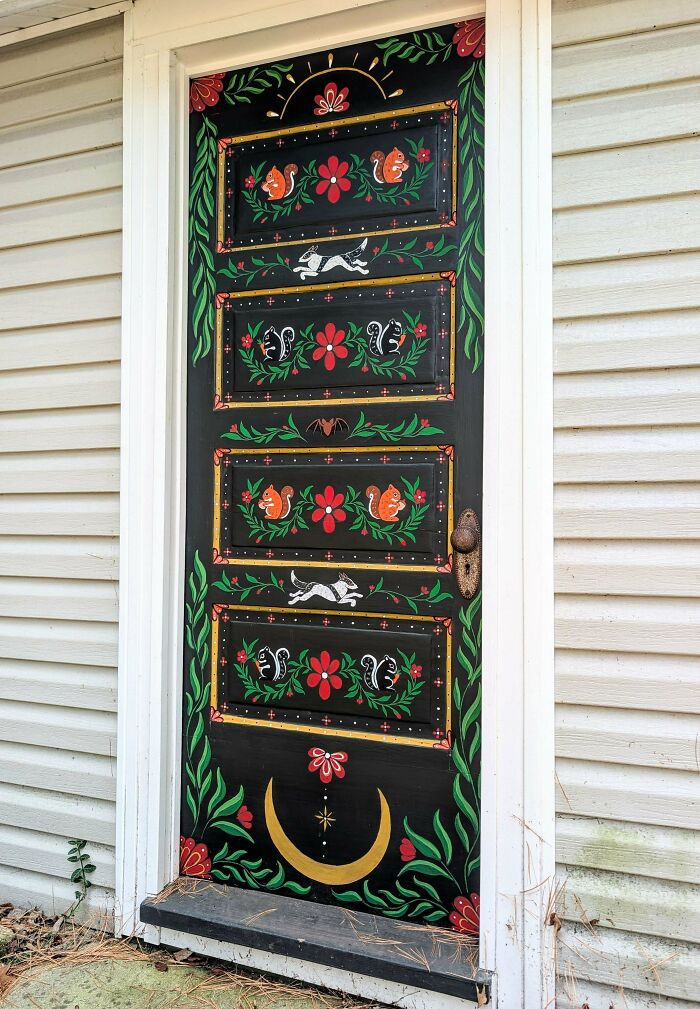 "Our Back Door Now Tells A Story Of Our Dog And The Neighborhood Wildlife ❤️"