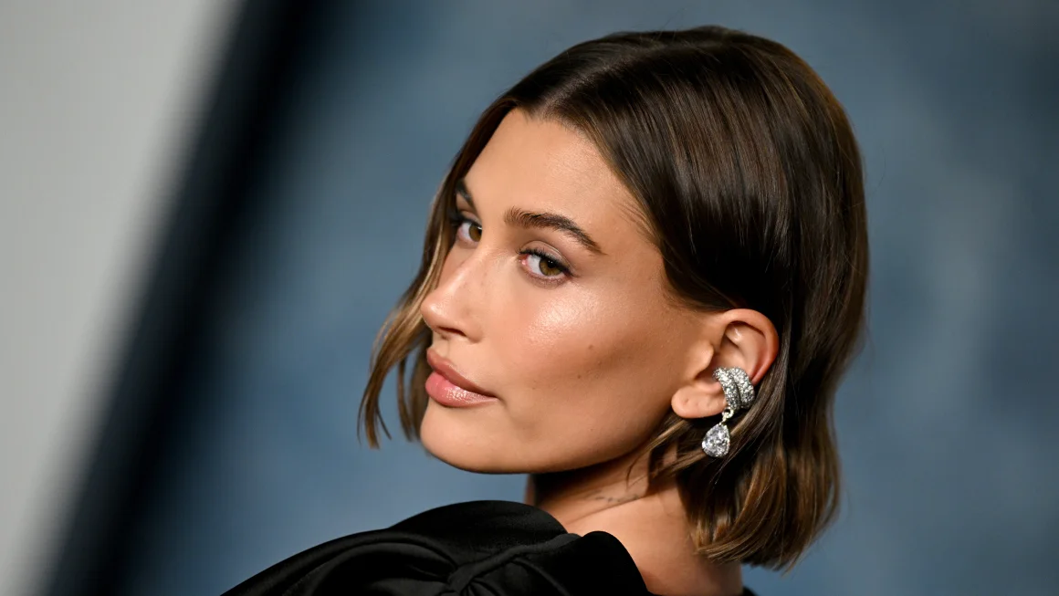 Hailey Bieber stays on as Rhode’s creative lead, bringing strong influence and a loyal fan base.