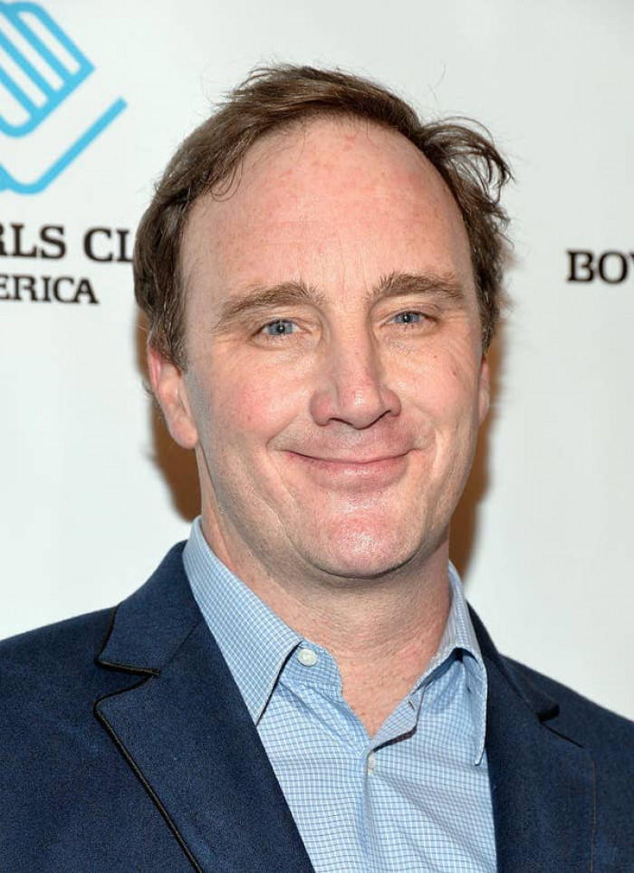 In 2013, Alyssa was a presenter at a NASCAR Awards event. Shortly after, radio host Jay Mohr said some awful things about her post-pregnancy body.