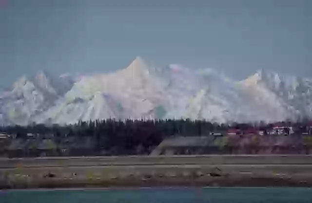 Mount Spurr is just 81 miles from Anchorage, Alaska’s largest city.