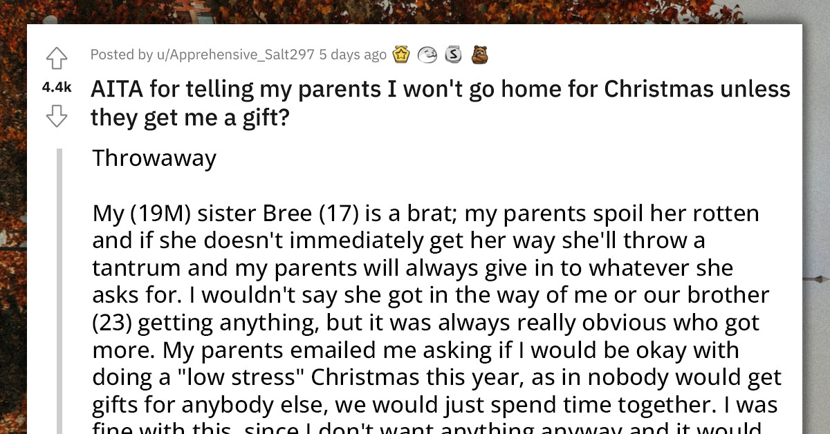 Redditor Refuses To Go Home For Christmas If Her Parents Don't Get Her A Gift