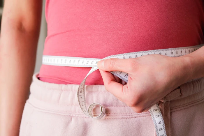 Dietitian compares GLP-1 medications with traditional weight loss diet plans