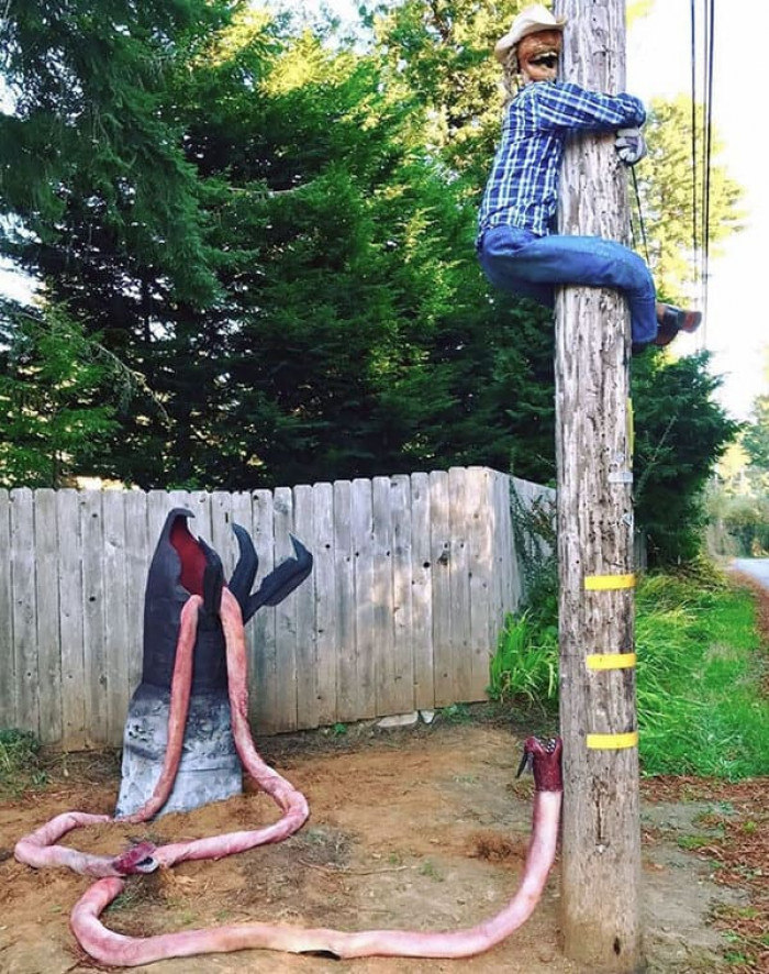 People everywhere are recreating scenes in their Halloween decorations this year, and it's some of the best we've seen.