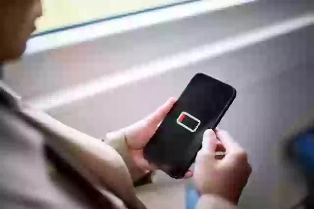 Is it bad for your phone’s battery to charge it up to 100%?