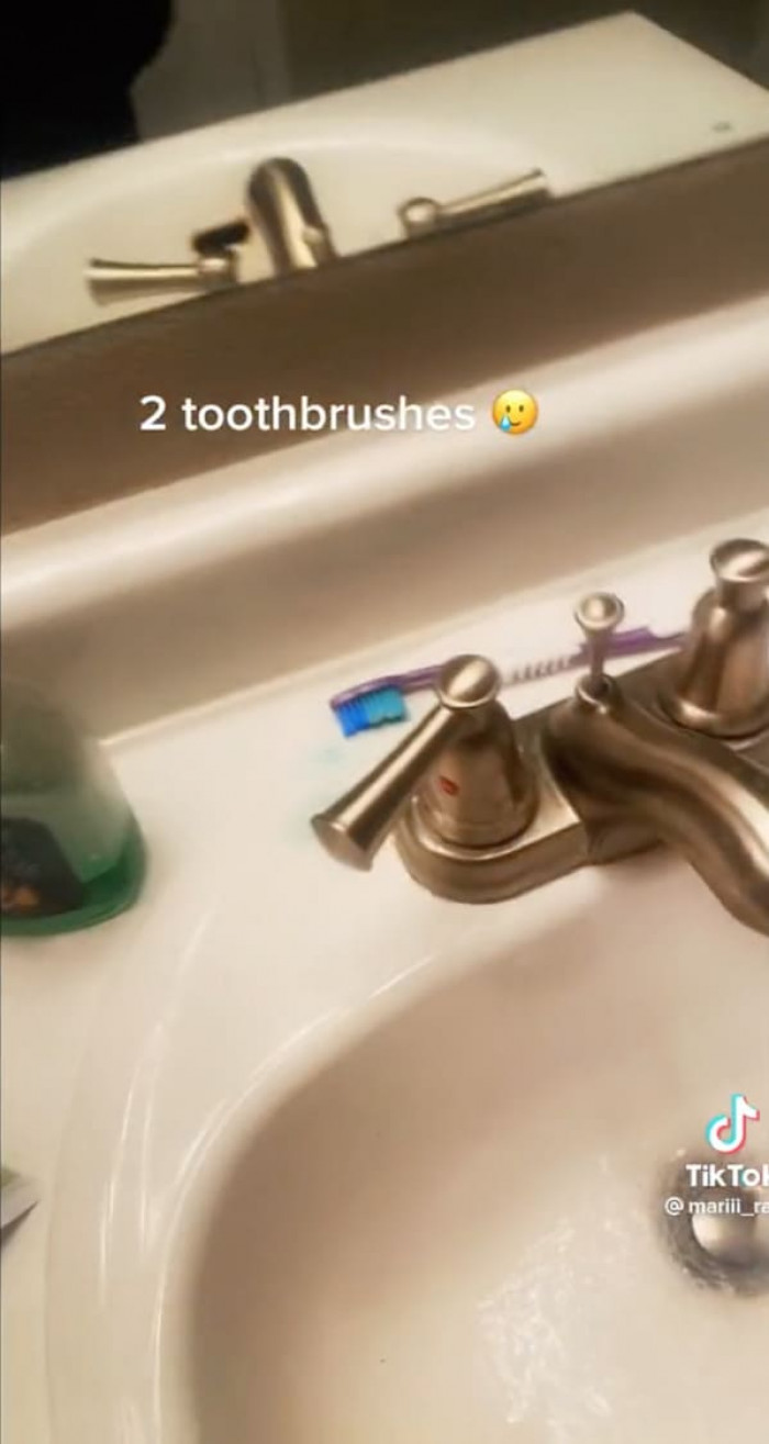 Here's the other toothbrush
