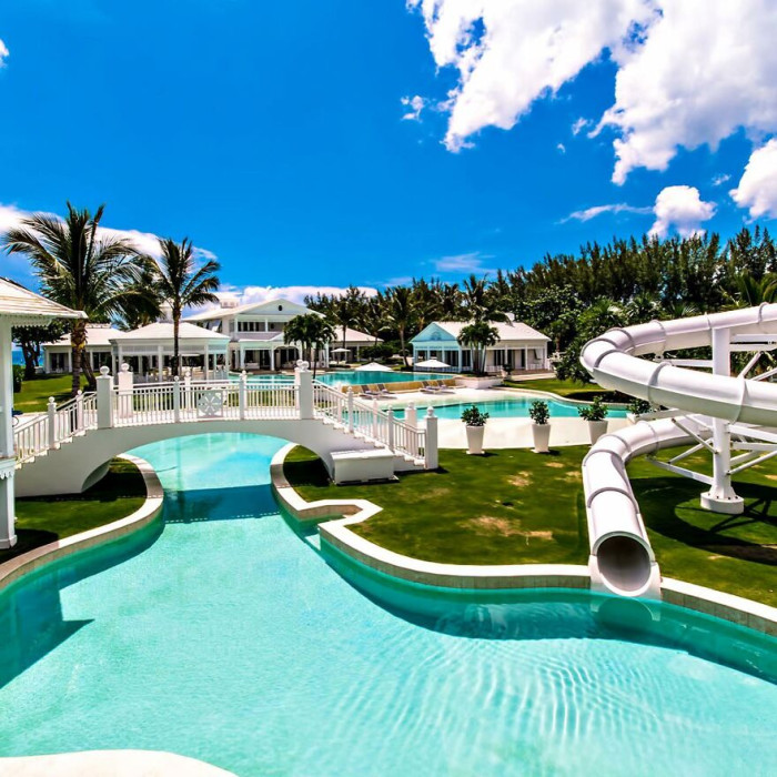 Celine Dion’s Personal Waterpark