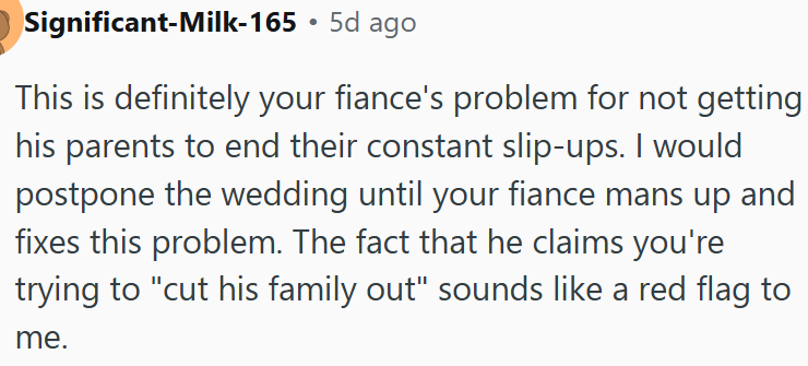 Fiancé is in the wrong.