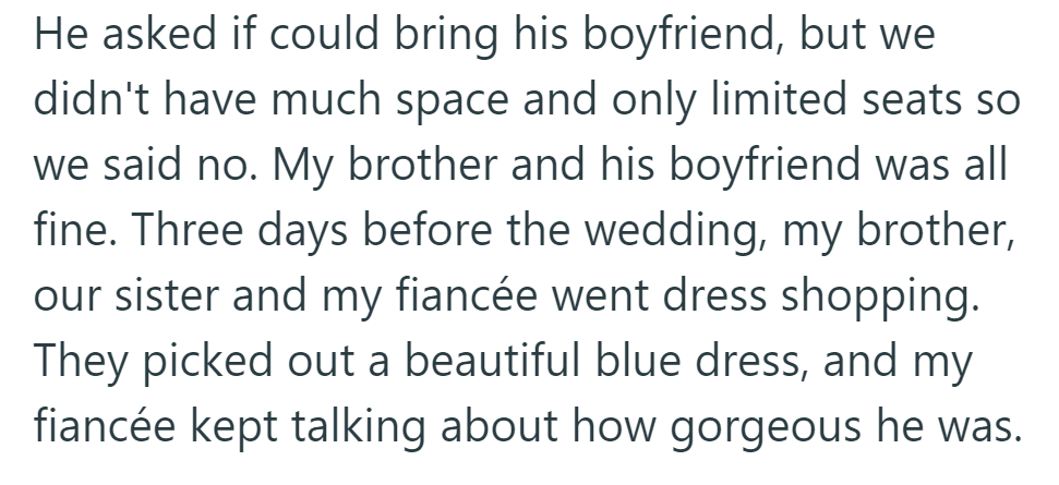Space was tight, so no boyfriend. Three days before the wedding, they found a blue dress, and his fiancée admired him.