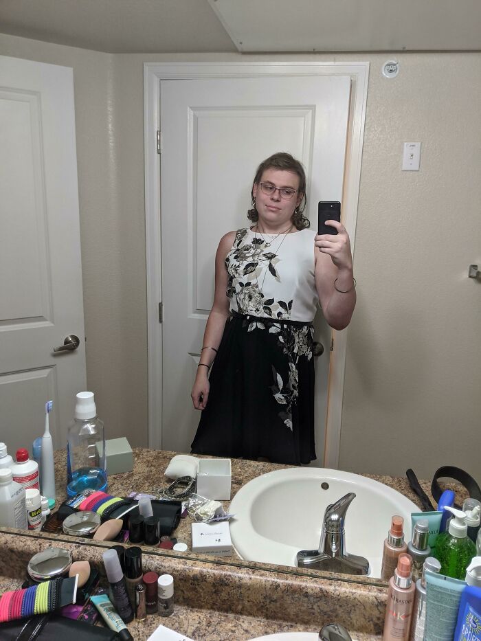 33. Mom, We Don't Talk Much Anymore, Since I Came Out As Your Daughter.... I Feel Beautiful Tonight Though.... Wish You Could See How Happy I've Become