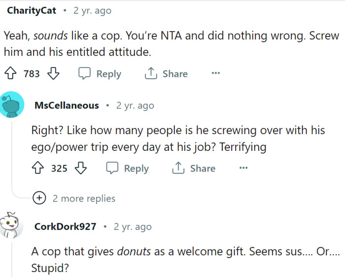 Sounds like a cop - these Redditors agree.
