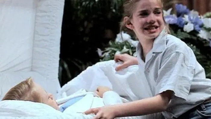 6. When Thomas dies after having an allergic reaction in My Girl (1991).
