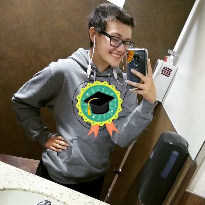 15. Hey, Mom. I'm Graduating High School Today. I've Survived Mental Illness, Trauma, Self Harm, Getting Kicked Out At 17, A R*pe, A S*icide Attempt And Numerous Heartbreaks During Hs. I May Be Graduating Late But I Honestly Thought I Was Gonna Be A HS Dropout. I Just Want Someone To Be Proud