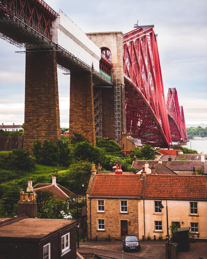 24. Forth Rail Bridge, Scotland