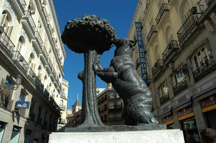 El Oso Y El Madrono, Madrid, Spain