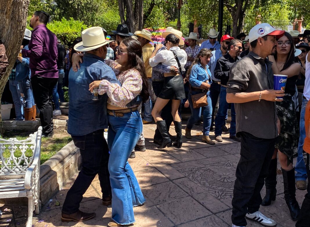 Residents and tourists come together to celebrate Easter Eve with lively norteño music in the Magical Town of Jerez, Zacatecas.