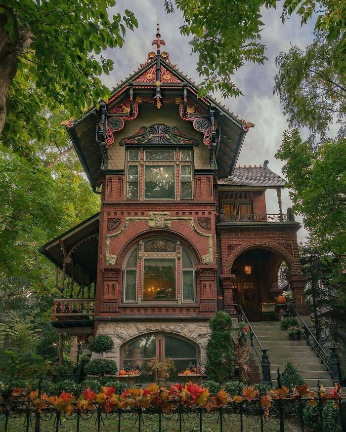 "The Hermann Weinhardt House In Chicago, Illinois Is A Victorian And “Bavarian Gingerbread” Home Designed By Architect William Ohlhaber In 1888"