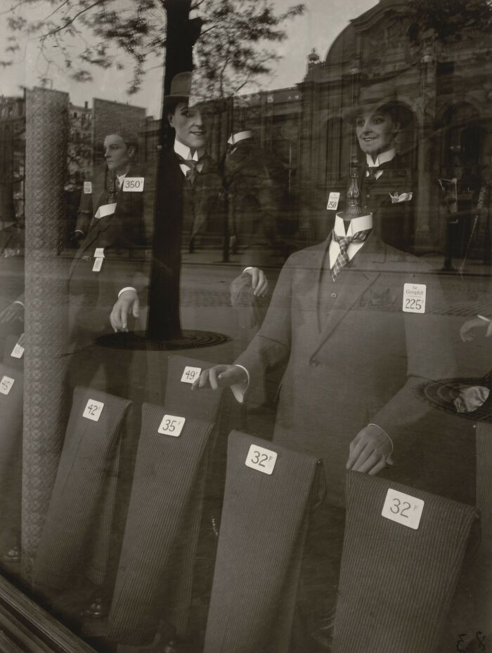 "Men's Fashions: Creepy Mannequins"