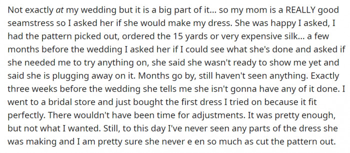 24. Her mom is a great seamstress but didn't want to make her a wedding dress