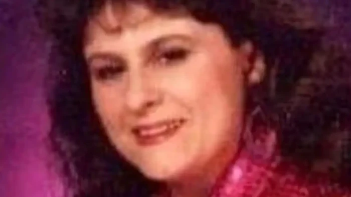 Michele during a holiday shopping trip, with police investigation details.