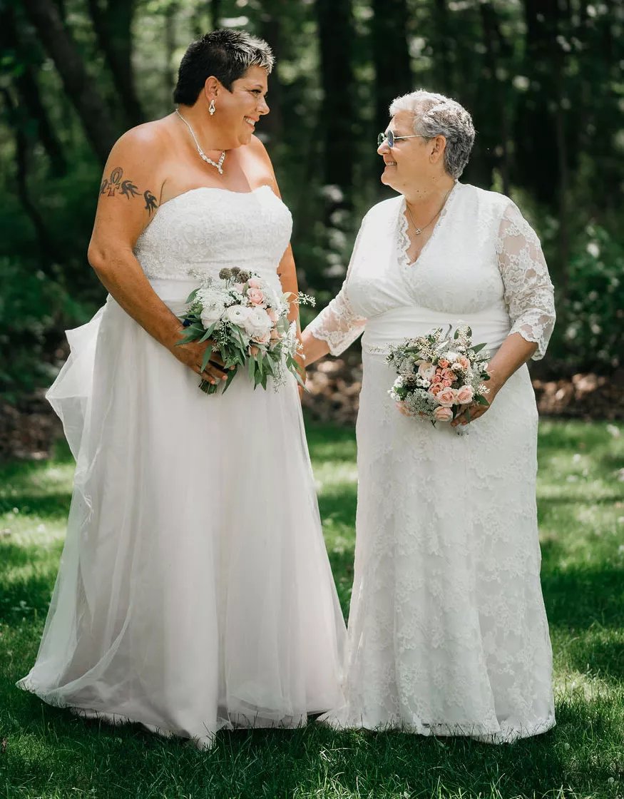Soon after Tess and Courtney Maki-Dawson began dating in 2014, Tess was diagnosed with metastatic breast cancer. Wicksall’s nonprofit helped arrange their wedding in July 2019. Despite facing several challenges, multiple surgeries, and the further spread of her cancer, Tess continues to live with the disease.