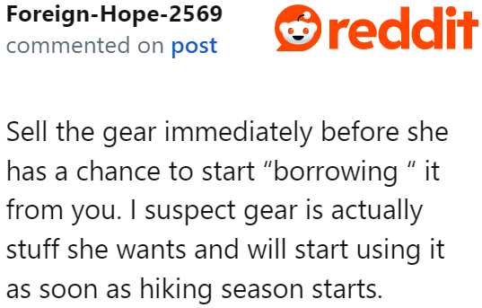 Redditors agree that she should just sell it while it's still brand new.