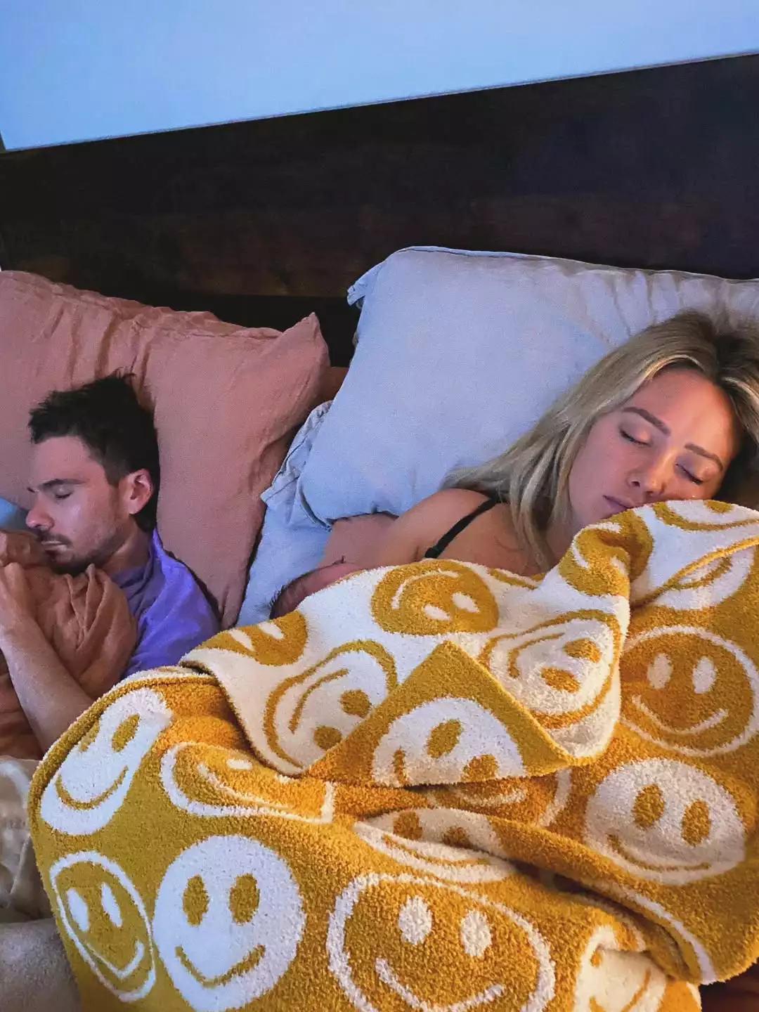 It also emphasizes the deep mental and emotional bond they share.