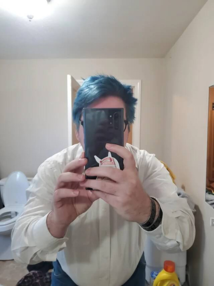 5. I have an interview tomorrow, and the box said it’d be dark grey/black (smoky).