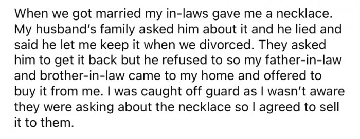 The Redditor said that when they got married, her in-laws had given her a necklace.