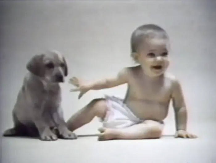 2. Drew Barrymore was in a dog-food commercial at just 11 months old. She was set to become a Hollywood star the moment she came out of the womb!