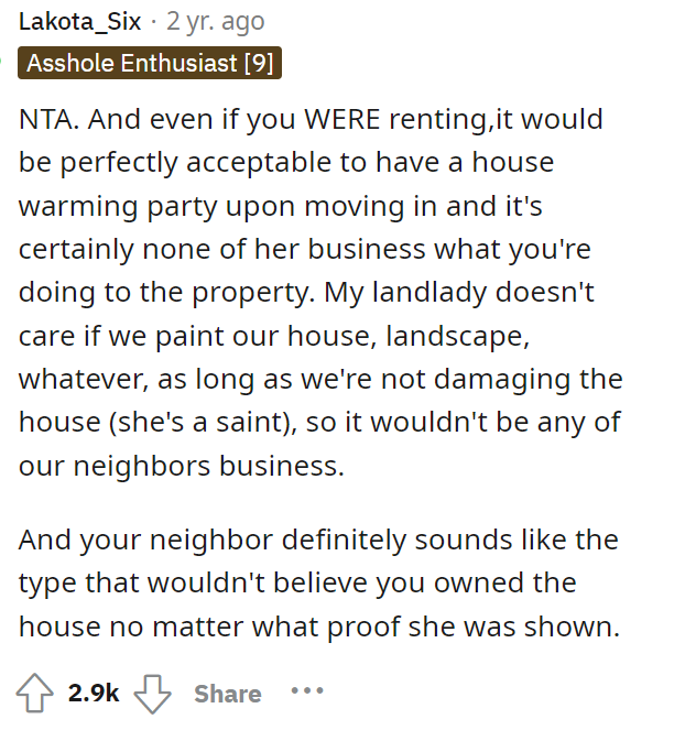 It's clearly nobody's business, so we don't know why this lady was so pressed.