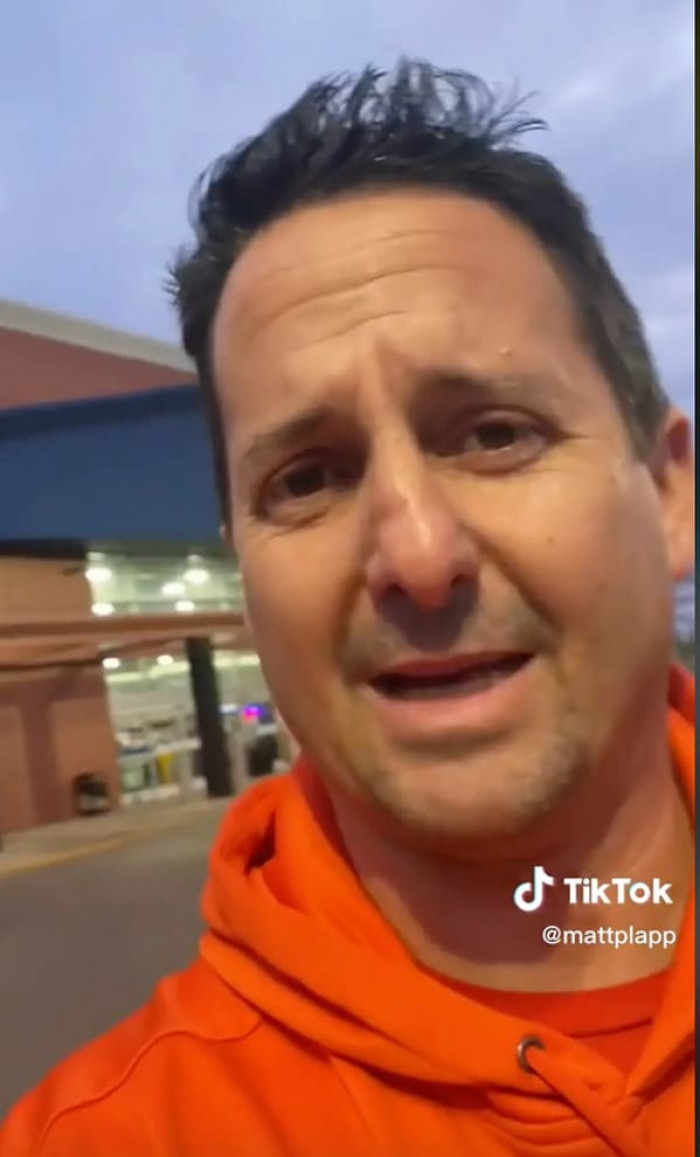 This dad went to Best Buy and purchased quite a lot of electronics. He went to TikTok to share the story of how he was asked to pay for a bag.