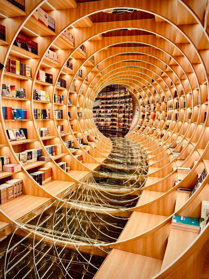 "Bookstore In Shenzhen"