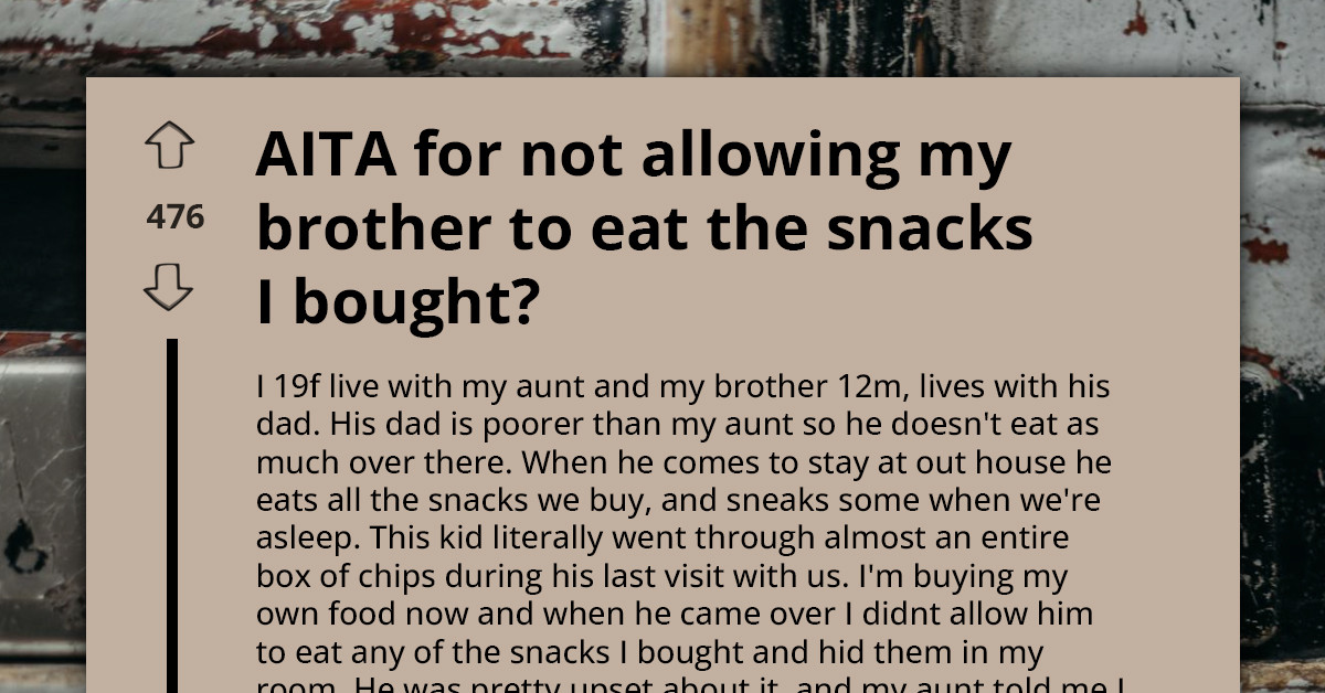 Teen Refuses To Share Snacks With Her Visiting Little Brother And Reddit Is Split Between Anger And Sympathy