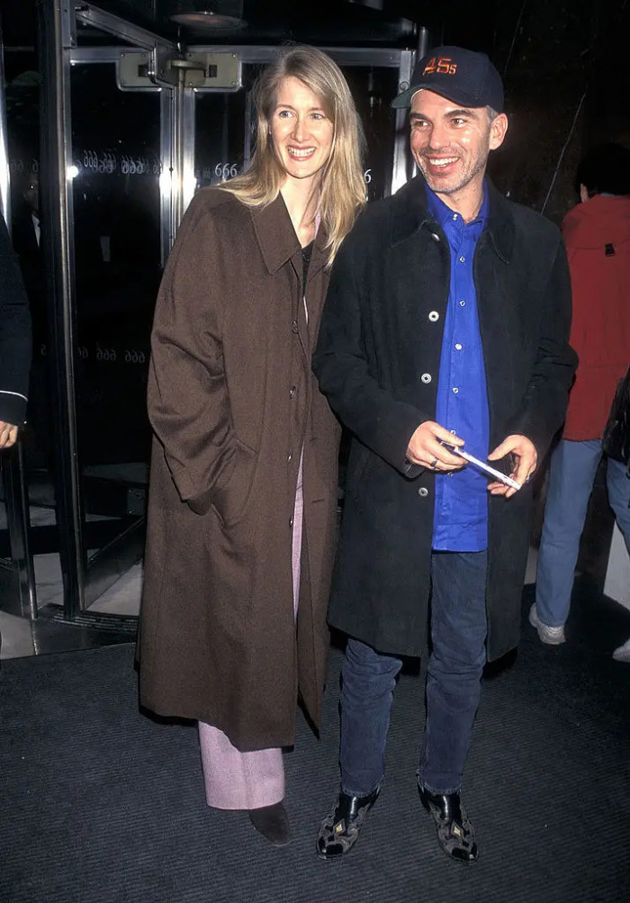 24. After guest-starring on an episode of Ellen in 1997, Laura Dern and Billy Bob Thornton started dating