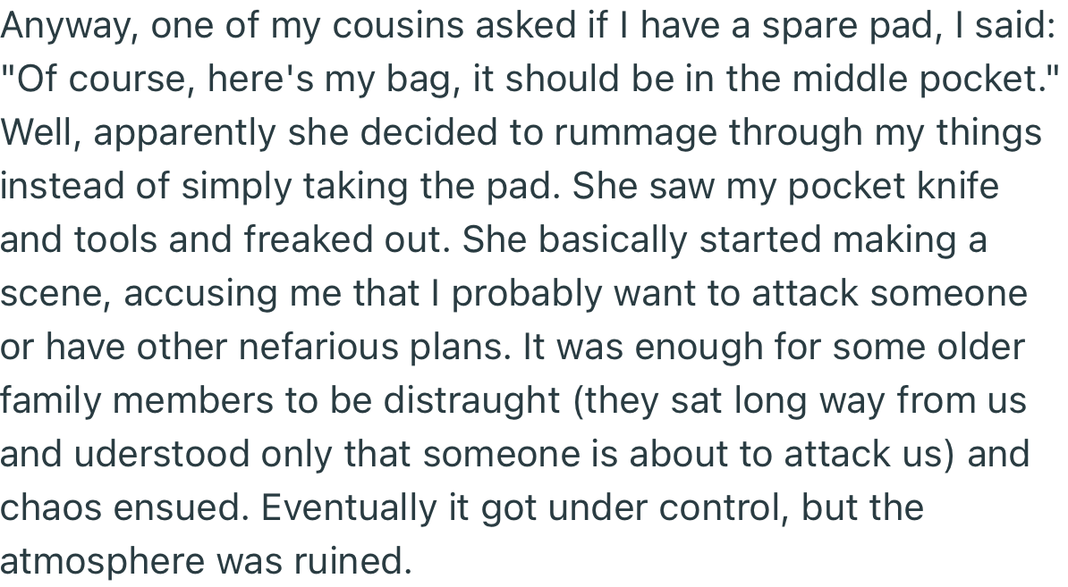 OP Offered Her Cousin a Spare Pad from Their Bag, Only for the Nosy Lady to Rummage Through and Expose the Pocket Knife